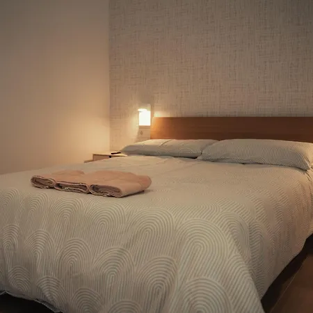 La Siesta 阿尔马拉达