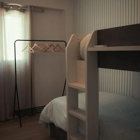 La Siesta 阿尔马拉达