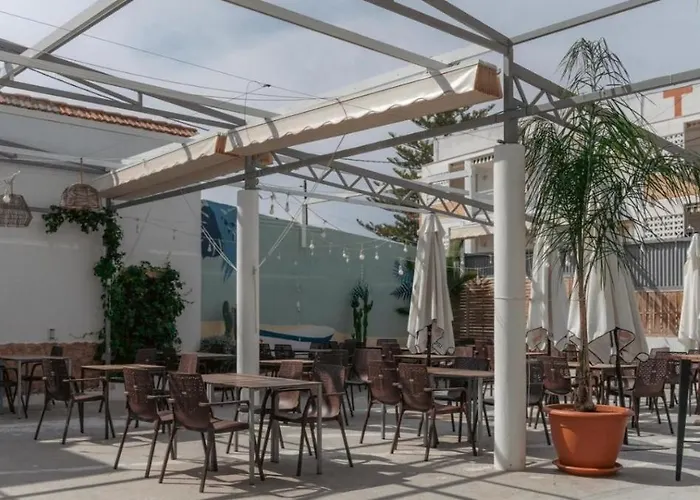 La Siesta 酒店 阿尔马拉达