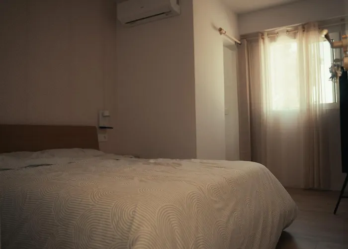 La Siesta * 阿尔马拉达